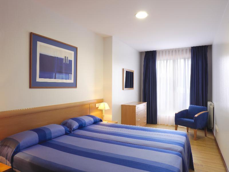 Apartamentos Urban Blue, Blue Hotels 기욘 외부 사진