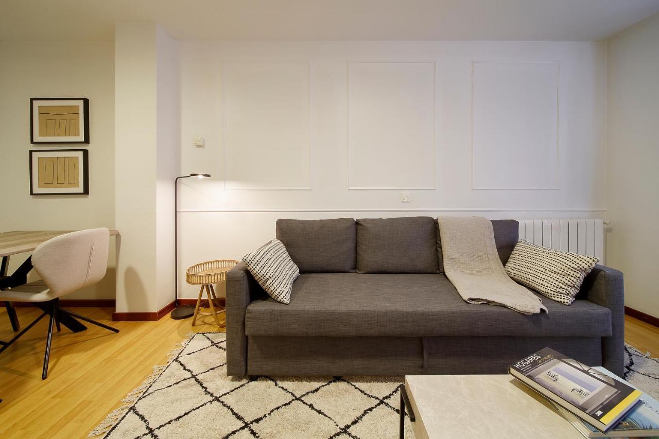 Apartamentos Urban Blue, Blue Hotels 기욘 외부 사진
