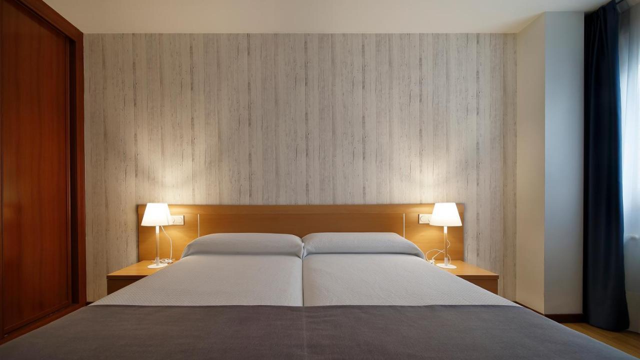 Apartamentos Urban Blue, Blue Hotels 기욘 외부 사진